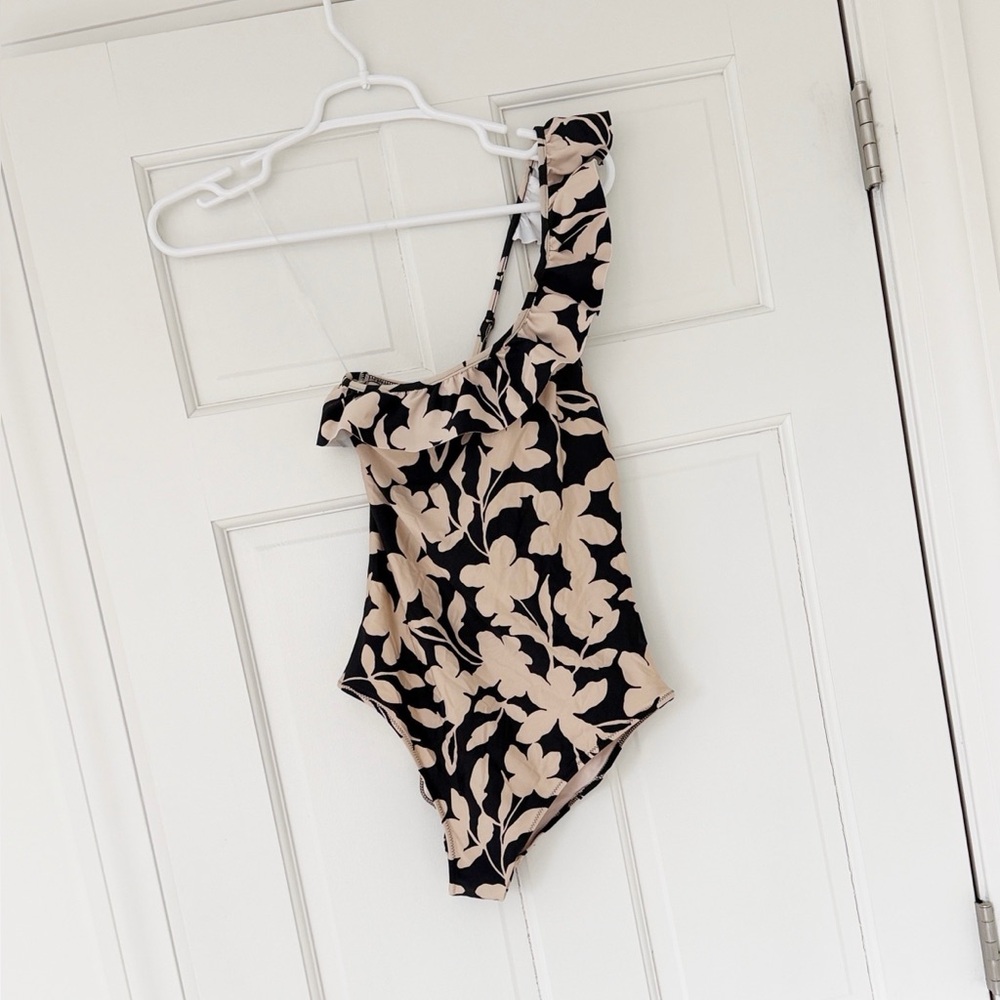 H&M swimsuit size S black tan one shoulder floral ruffles NWOT